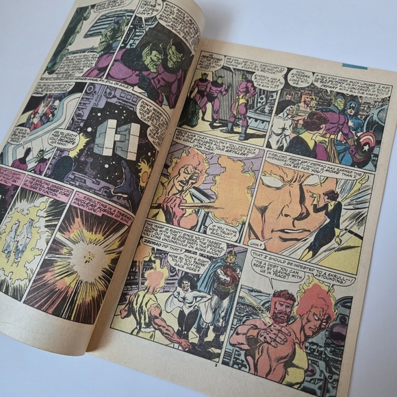 Marvel The Avengers Comic Book - Picture 5 of 6